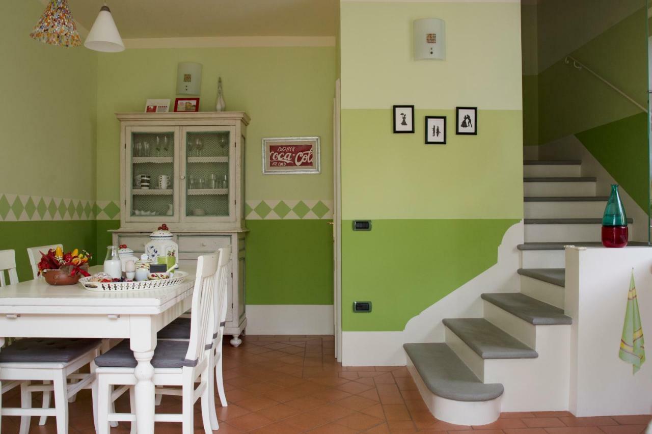 Il Campano Apartment Collodi Bagian luar foto